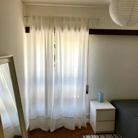 Carcavelos, Cozy 3 Bedroom In Cascais Каркавелуш