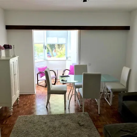 Carcavelos, Cozy 3 Bedroom In Cascais * Каркавелуш