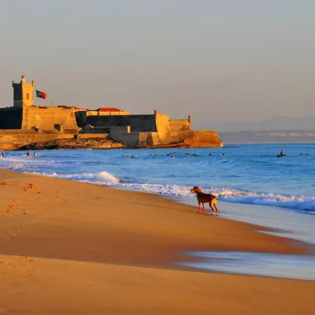 Carcavelos, Cozy 3 Bedroom In Cascais *