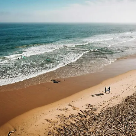 Carcavelos, Cozy 3 Bedroom In Cascais Apartman Carcavelos