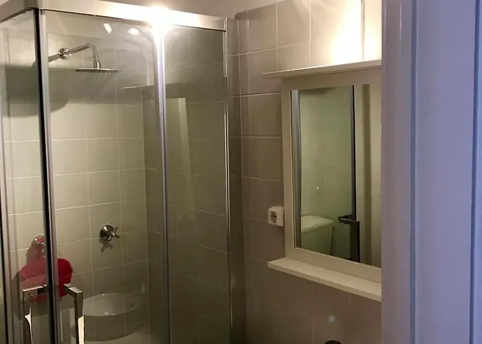 Carcavelos, Cozy 3 Bedroom In Cascais * Carcavelos