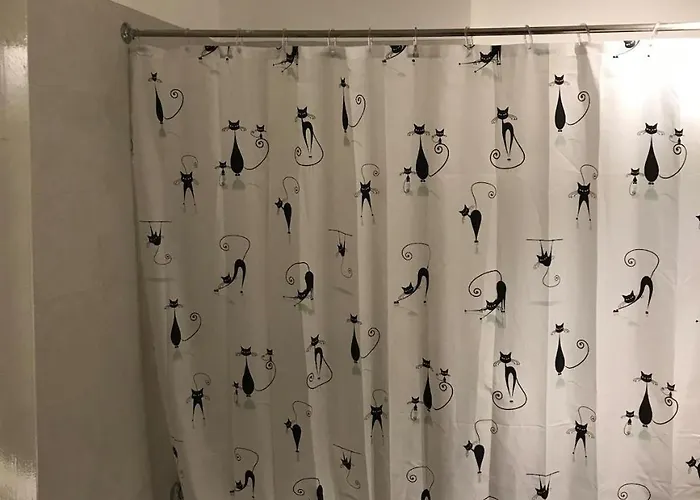 Carcavelos, Cozy 3 Bedroom In Cascais Apartman Carcavelos